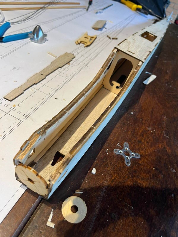 the canopy with good space for electronics